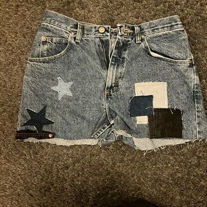 Blue wrangler Jean shorts/jorts with patchworks
